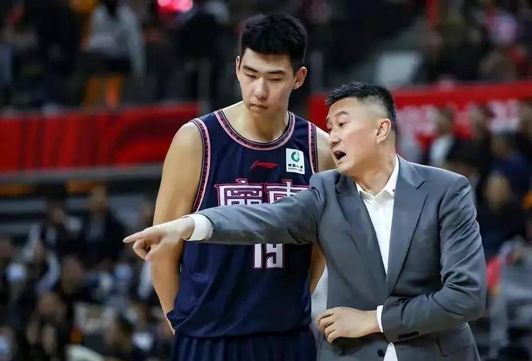 星空体育-广东宏远队遭遇福建队，胜算差距不容小视(广东宏远队有什么新闻)