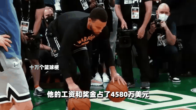 星空体育-包含米德尔顿决定执行下赛季3330万美元的球员选项的词条