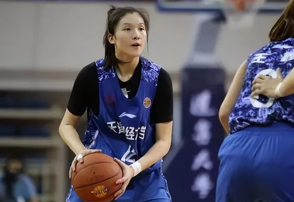 星空体育-小鬼当家！杨舒予扮演后场核心翟若云+罗欣棫太惊艳