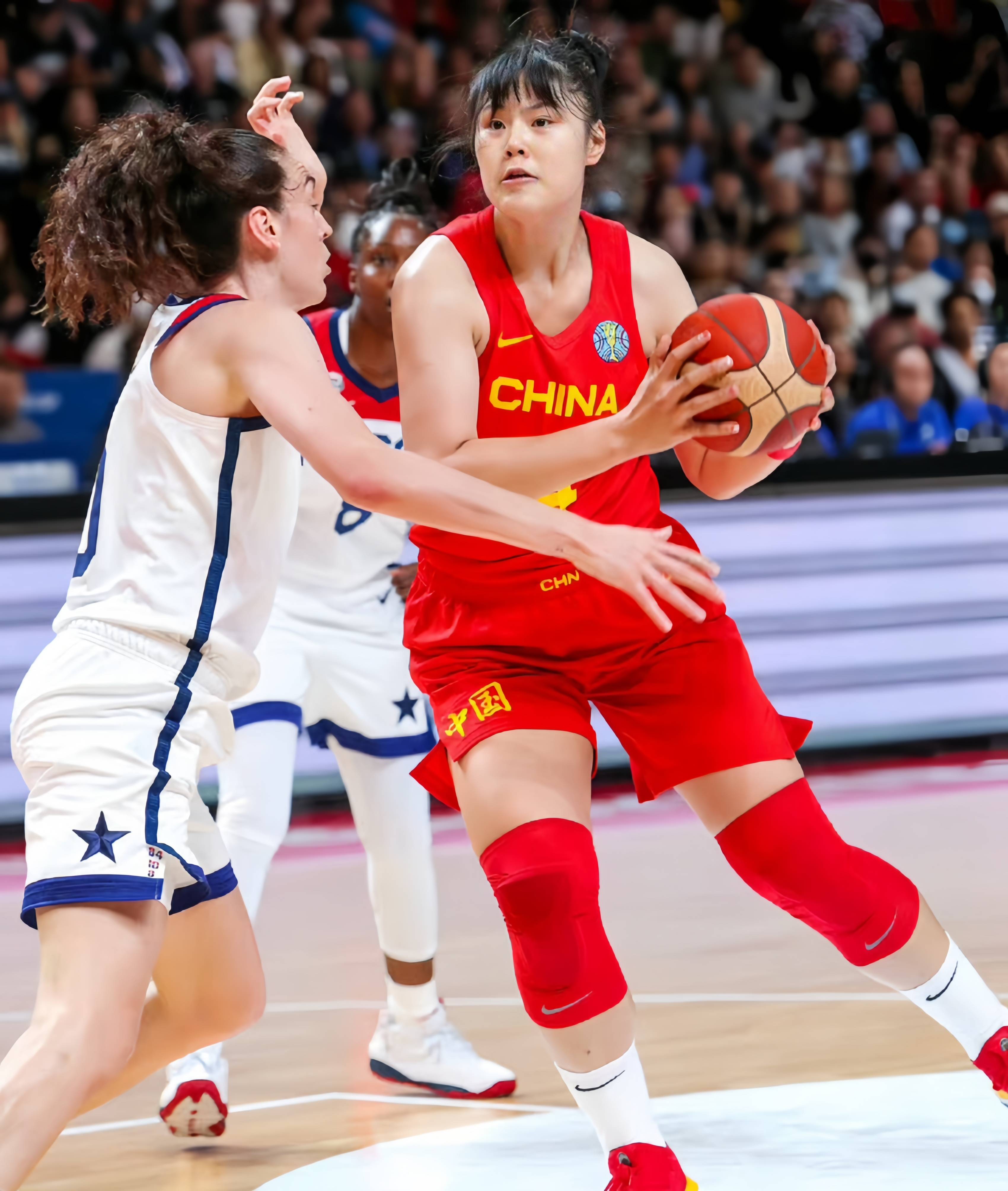 中国女篮打出历史性高度，日本女篮打出世界级空切