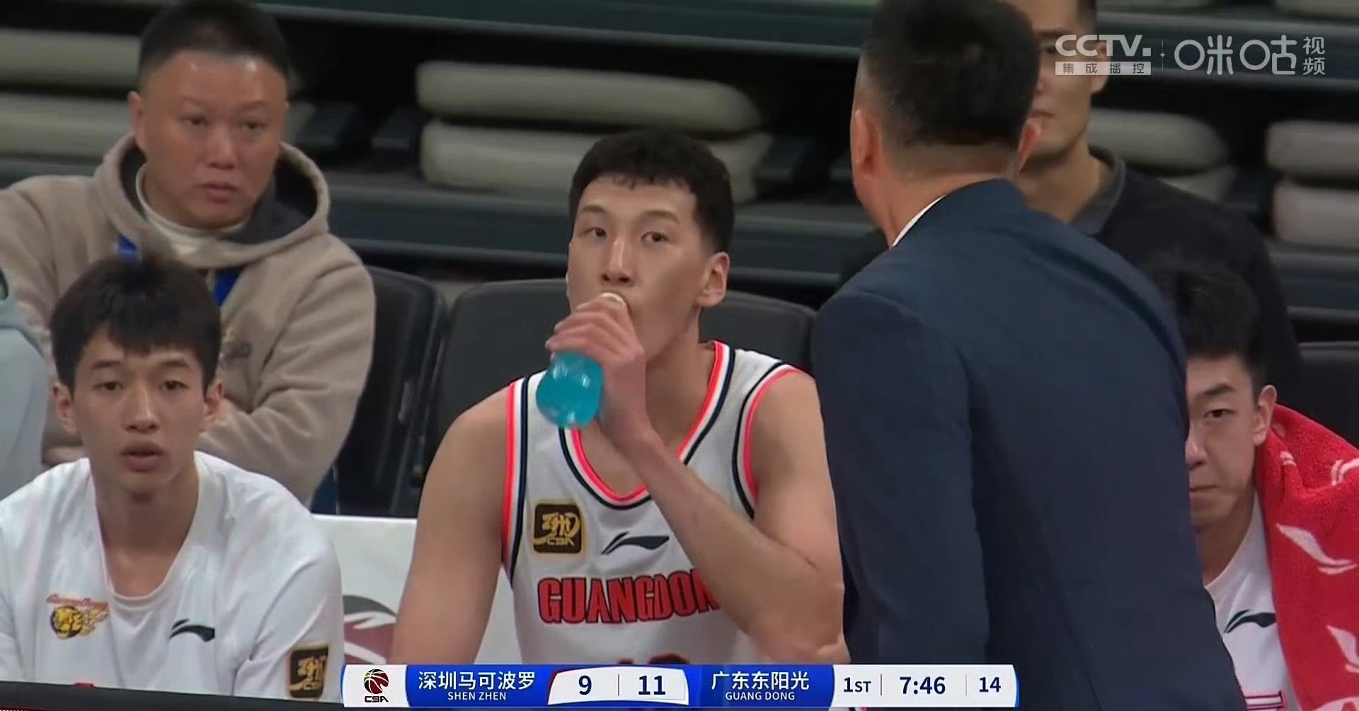 包含广东更新各番薯训练！强化持球上篮，张皓嘉杜润旺挡拆，的词条