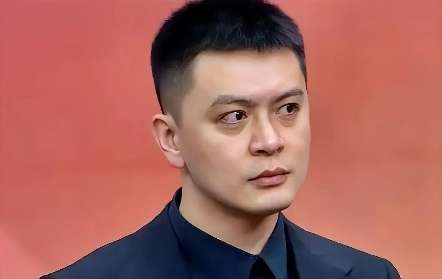 星空体育-包含反转来得太突然！辽篮真的已经在和克里斯谈合同，杨鸣是真大度啊的词条