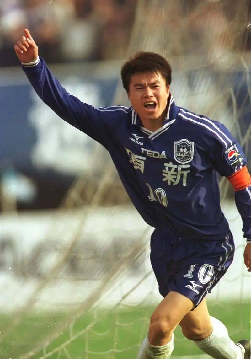 又玩田忌赛马？媒体人：于根伟为了1年1度拼申花，足协杯