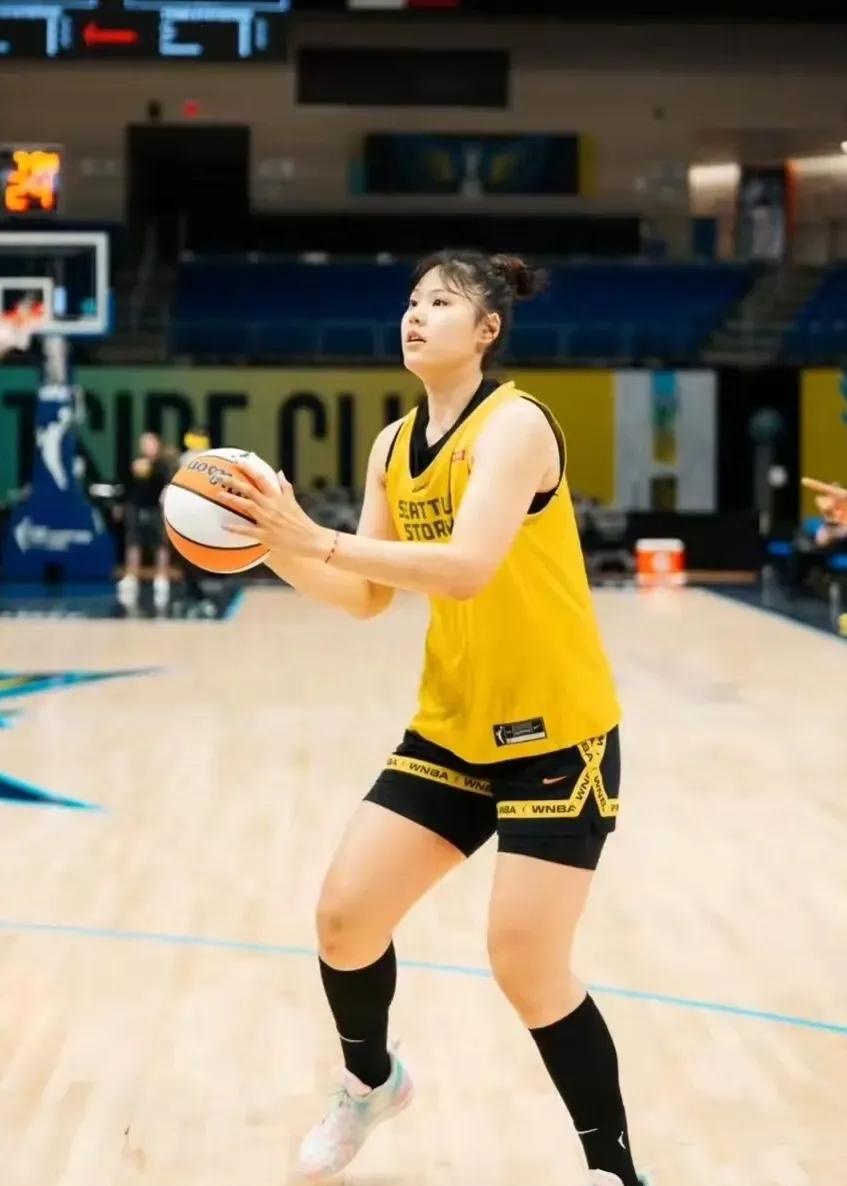 关于女篮世预赛集锦：李月汝19分6篮板，中国力克尼日利亚的信息
